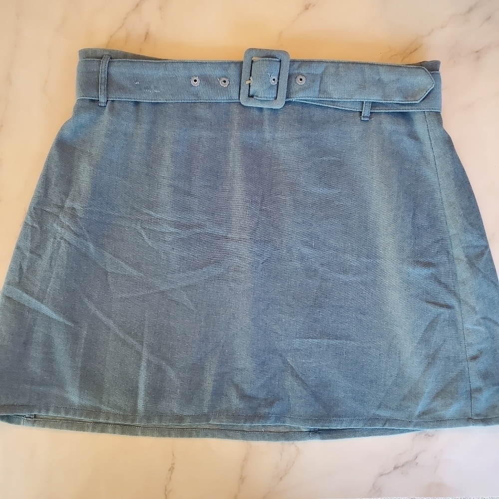 Le Lis Collection Y2K Preppy Chambray Blue Belted Skirt Medium/Large